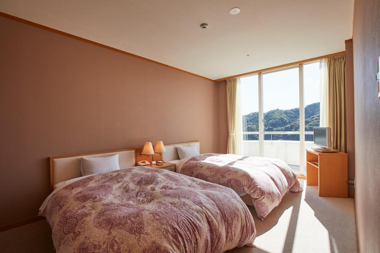 Kamogawa Country Hotel Екстер'єр фото